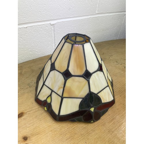 532 - Vintage Tiffany Style Lamp Shade