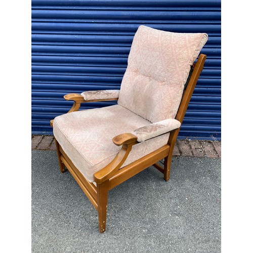 533 - Cintique mid-century fireside chair