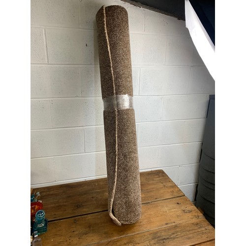 323 - Quality Felt Backed Carpet measuring 6'9