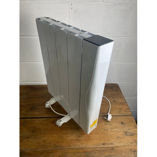 325 - Beldray Smart Ceramic Core WiFi Radiator Model EH3108W