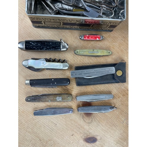 106 - Tin of 10 Vintage Pen Knives & Assorted Vintage Scissors etc