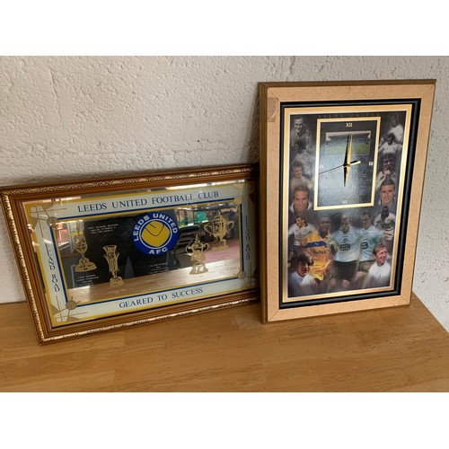 395 - Vintage 1970's Leeds United Mirror and History of Leeds United Football Club Clock