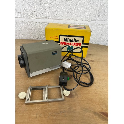 342 - Minolta Mini 35ii Slide Projector Boxed