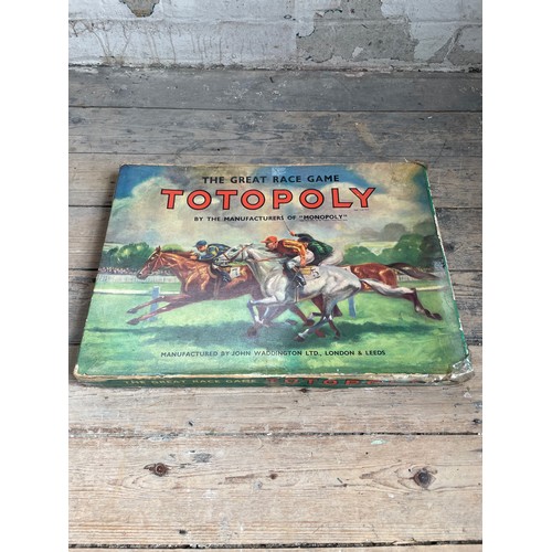 262 - Vintage Totopoly Board Game