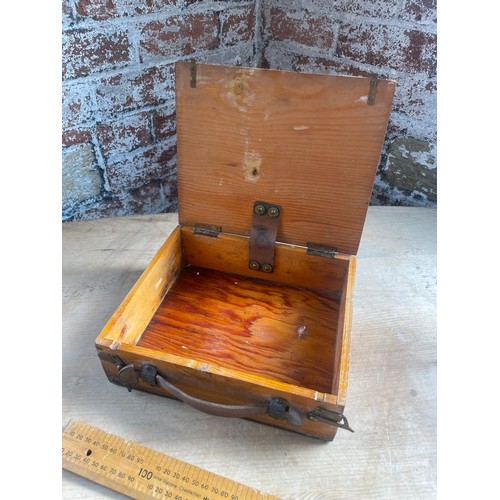 193 - Quality Vintage Wooden Box