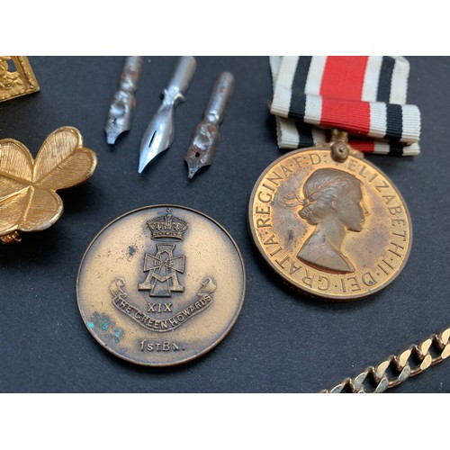 199 - Various Collectables inc. 1st Battalion Green Howards token Special Constabulary Service Medal, Broo... 