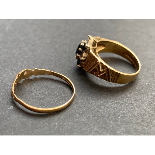 2 - Two 9ct 375 Gold Rings weighing 4.8g gross