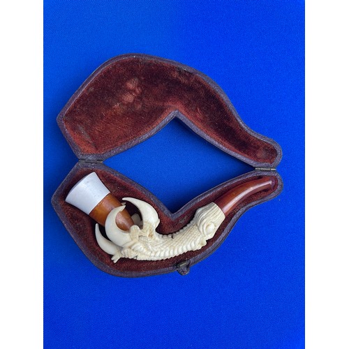 60 - Antique Cased Meerschaum Cheroot Holder Pipe Depicting a Finely Carved Eagle Claw