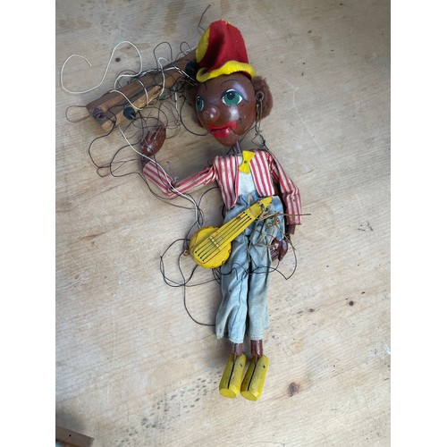 75 - Vintage Pelham Minstrel Puppet