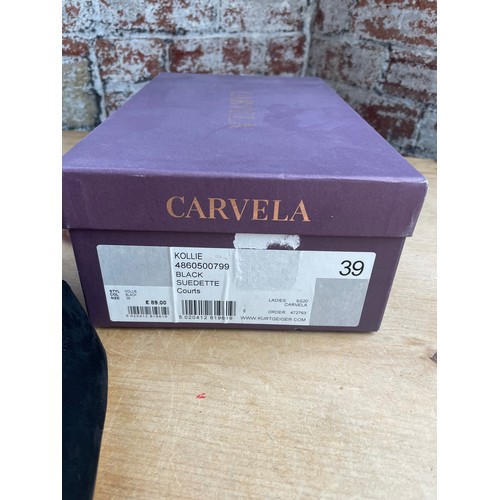 18 - Ladies Carvela Kollie Black Suedette Court Shoes Size 39 Boxed