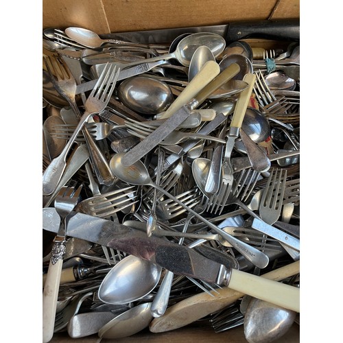 232 - Large Quantity of Vintage Flatware