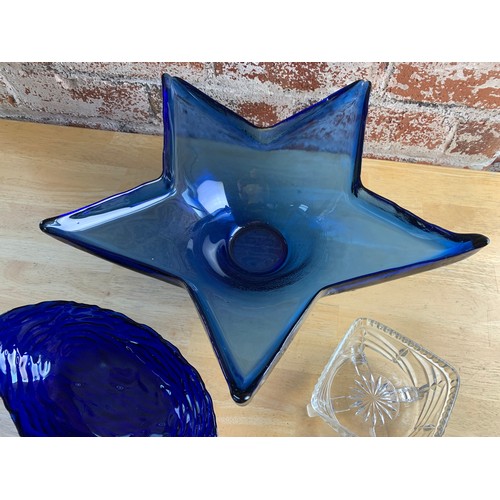 297 - Collection of Glassware inc. Very Large Star Shaped Bowl