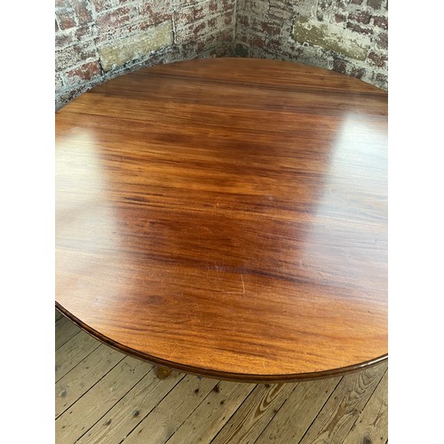 410 - Large Mahogany Pedestal Dining Table 160cm Diam