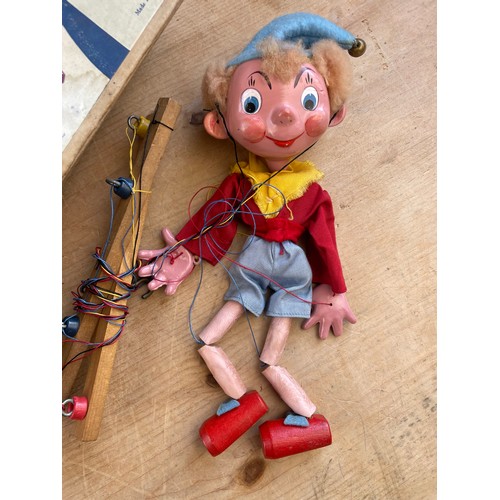 15 - Pelham Puppets Noddy