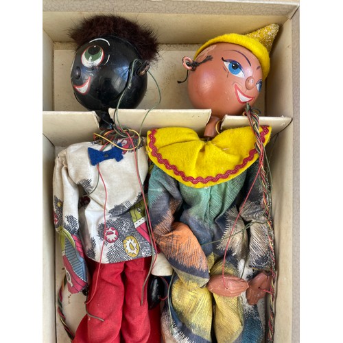 19 - Pelham Puppets Twin Pack Clown & Friend