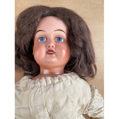 23 - A Goss Bisque Head & Shoulders Doll Marked GOSS G10. Good Overall Condition With Left Thumb Missing.