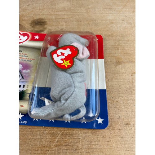 28 - TY Teenie Beanie Baby, BNIB, Righty The Elephant For McDonald's