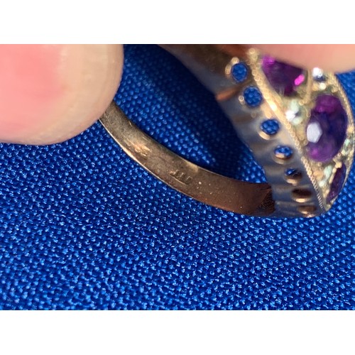 59 - Vintage 18ct Gold Amethyst and Diamond Ring - 1.7g gross