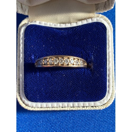 62 - 9ct Gold Ring 2.2g gross