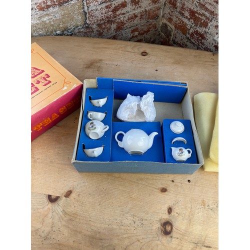 219 - Vintage Boxed Children's Tea Set