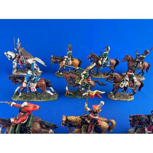 225 - 10 Delprado Cavalry Figures