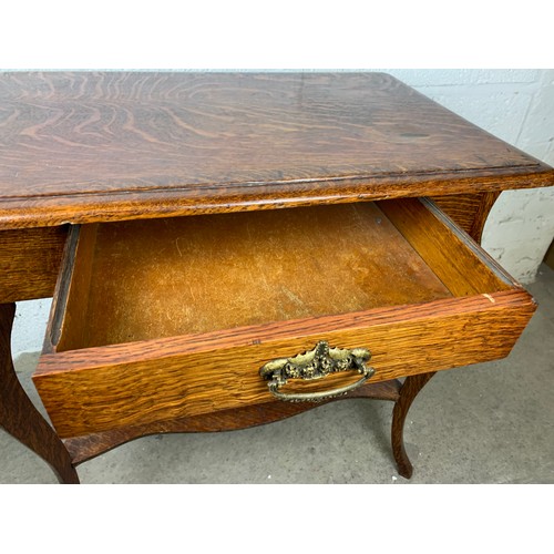 396 - Attractive Console Table with Nice Grain - Leg a/f