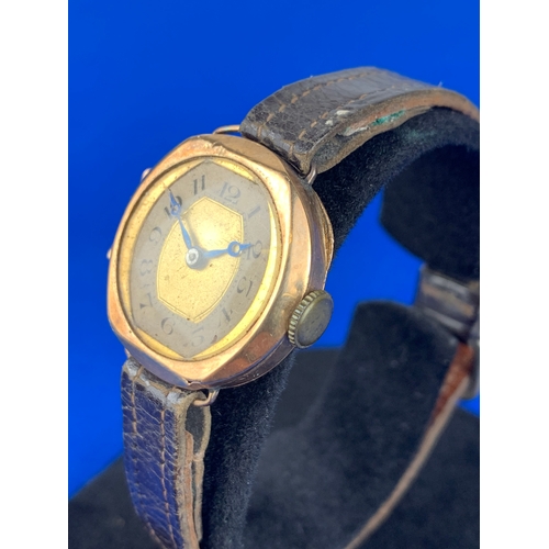 15 - Vintage 9ct Gold Cased Ladies Watch a/f