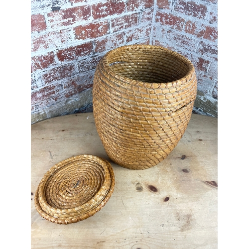 446 - Vintage Wicker Alibaba Basket