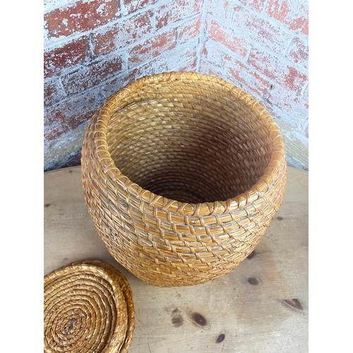 446 - Vintage Wicker Alibaba Basket