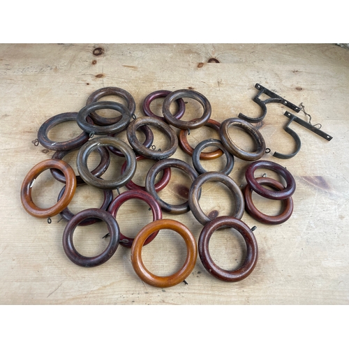 336 - Good Quantity Of Large Diameter Victorian Curtain Rings