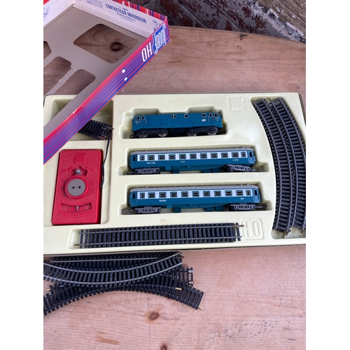 98 - Vintage British Rail Engine D6100, Two Carriages & Track. Boxed Vintage Jouef HO Train Set.