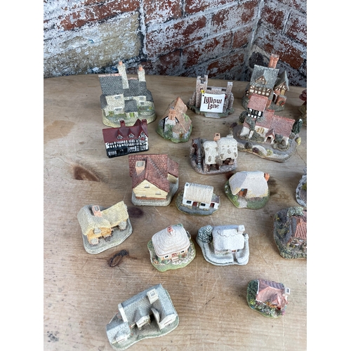 311 - Collection Of Lilliput Lane & David Winter Little Houses