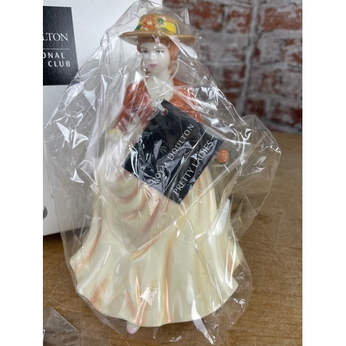 197 - Royal Doulton Collectors Club 2006 Figurine. Autumn Stroll HN4588. Boxed With COA.