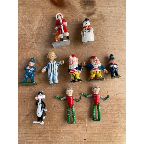 76 - Vintage Lead Figures Inc. Bill & Ben The Flower Pot Men, Noddy Characters & Silvester The Cat