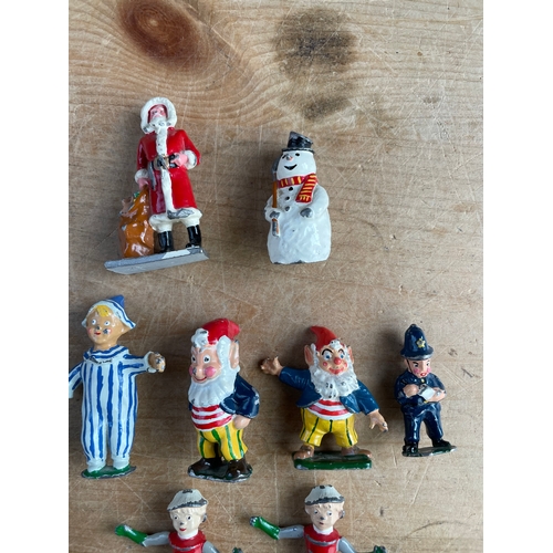 76 - Vintage Lead Figures Inc. Bill & Ben The Flower Pot Men, Noddy Characters & Silvester The Cat