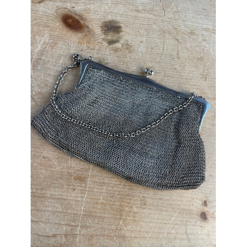 260 - Vintage Chainmail Purse / Bag