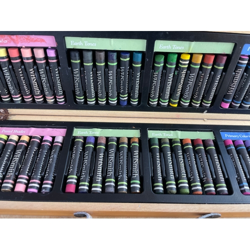 257 - Artists Soft Oil Pastel Set In Wooden Carry Case