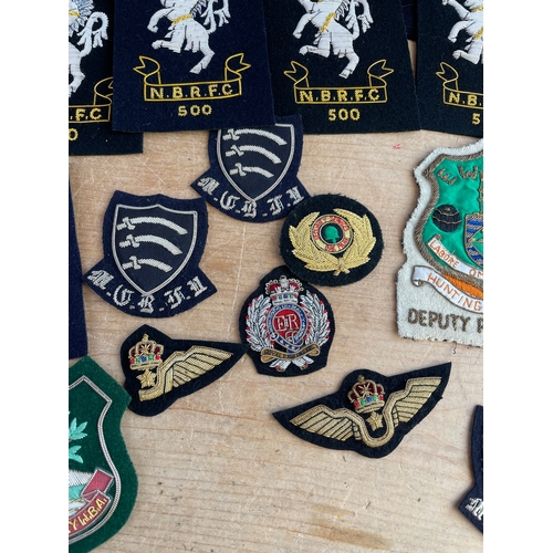 245 - 23 Assorted Vintage Embroidered Badges & Patches Inc. Military & RFU