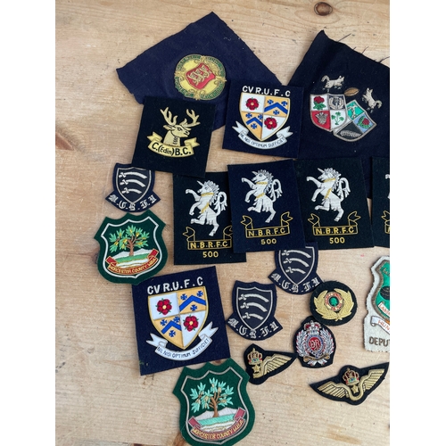 245 - 23 Assorted Vintage Embroidered Badges & Patches Inc. Military & RFU