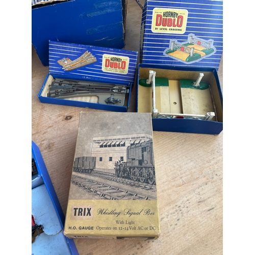 120 - Large Set Of Hornby Dublo Items. Inc Boxed Duchess Of Montrese, Boxed 6567 With 6 Carriages, Trix Wh... 