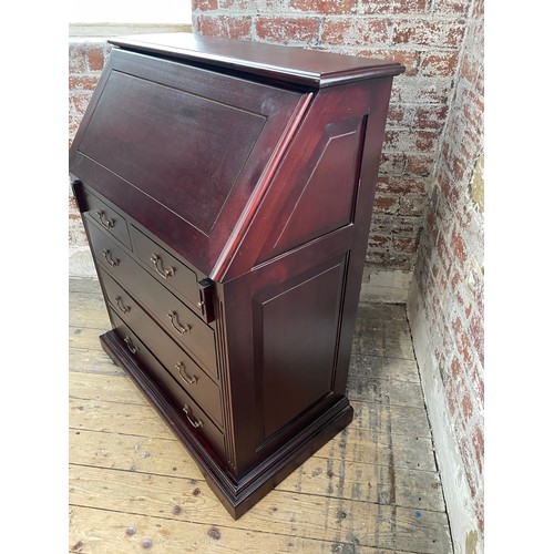 409B - Good Quality Well Made Modern Bureau