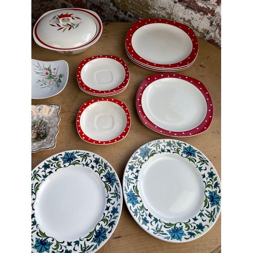 409 - Mixed Collection Of Midwinter Plates & Tureens Inc. Stylecraft & Peter Scott 