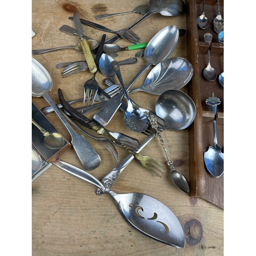 220 - Vintage Flatware & Collectable Spoons