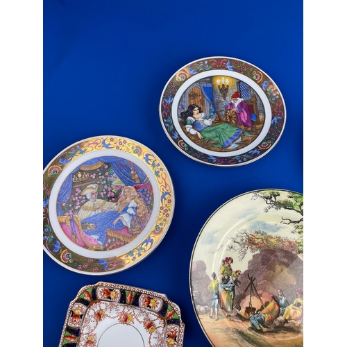 427 - Various Cabinet Plates Inc Royal Doulton The Gipsies