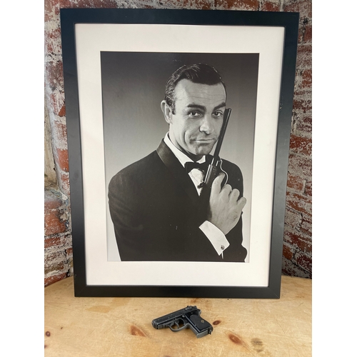 254 - Sean Connery James Bond Poster Framed & Replica Walther PPK Gun