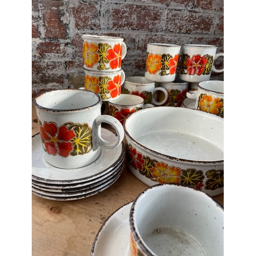 279 - Huge Midwinter Nasturtium Stonehenge Dinner & Tea Service. Great Condition.