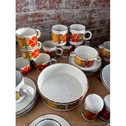 279 - Huge Midwinter Nasturtium Stonehenge Dinner & Tea Service. Great Condition.