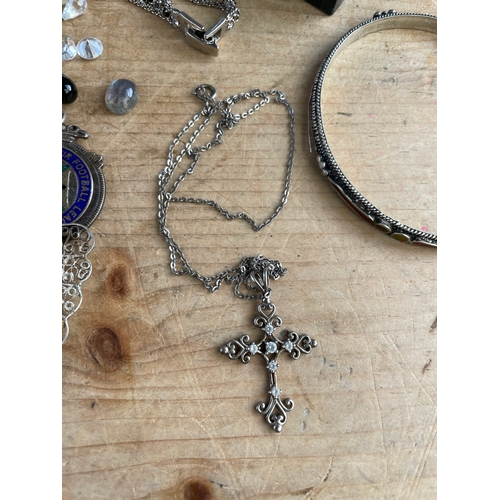 13 - Vintage Jewellery Inc Brooches & 925 Sterling Silver Cross Pendant & Chain.