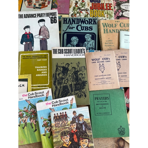 152 - Large Collection Of Vintage Boy Scouts & Wolf Cubs Books & Manuals