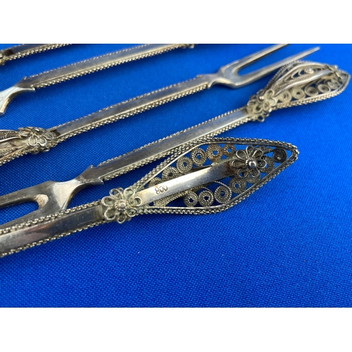 8 - 800 Silver Filigree Pickle Forks 112g